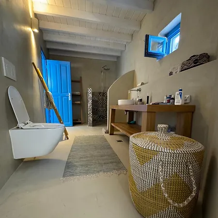 Kertenia - Vayu Katavía