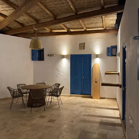 Kertenia - Vayu فيلة