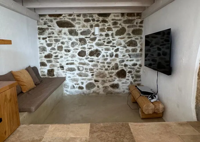 Villa Kertenia - Vayu Kattavía